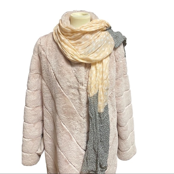 LOFT Gauzy Pashmina in Cream and Gray - Picture 1 of 4